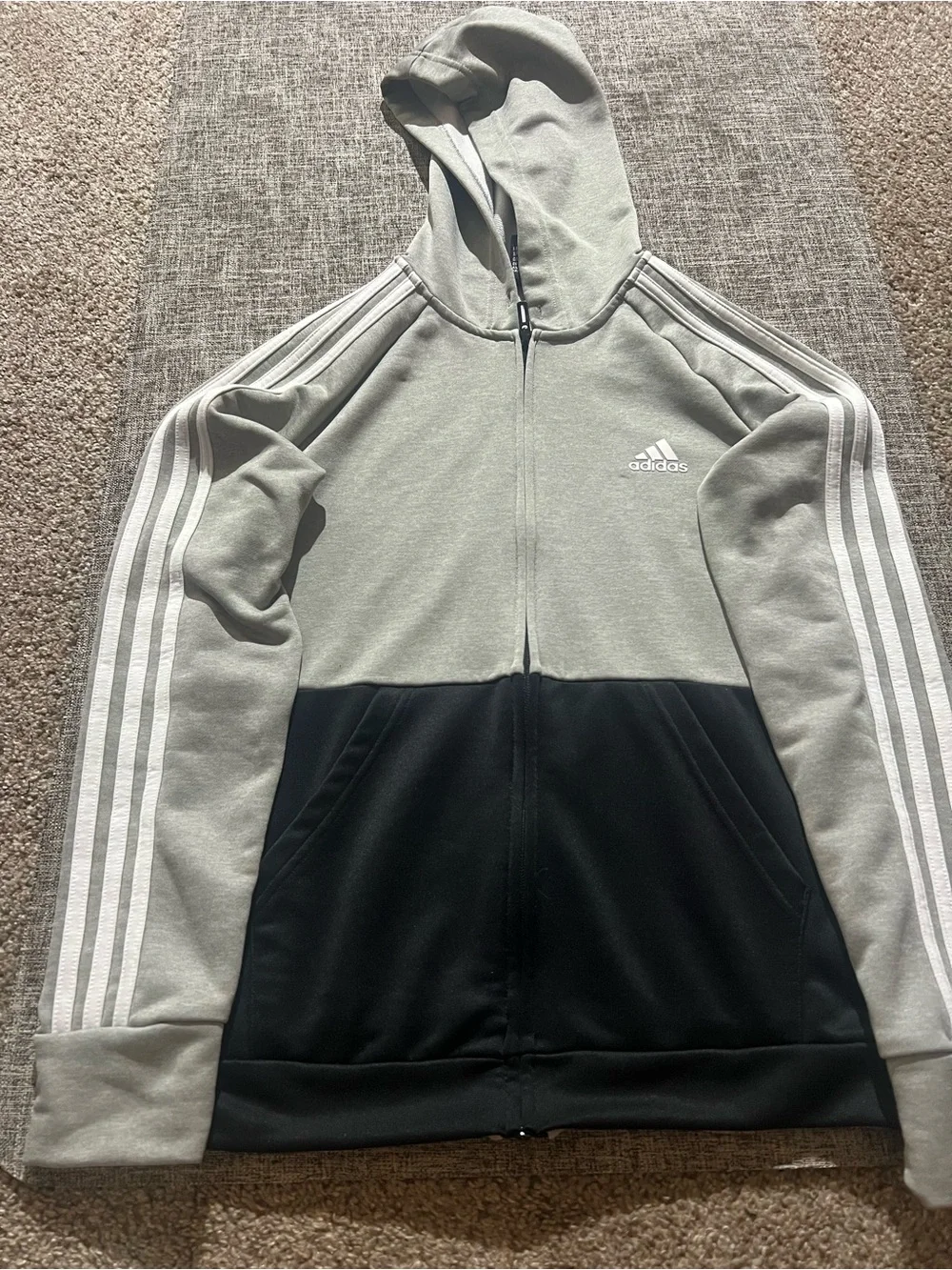 Adidas Youth M 12-14 2 Piece Tracksuit Hoodie Joggers Gray Black 3 Stripe